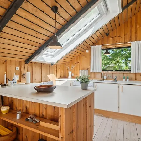 Benja - 150m From The Sea By Interhome